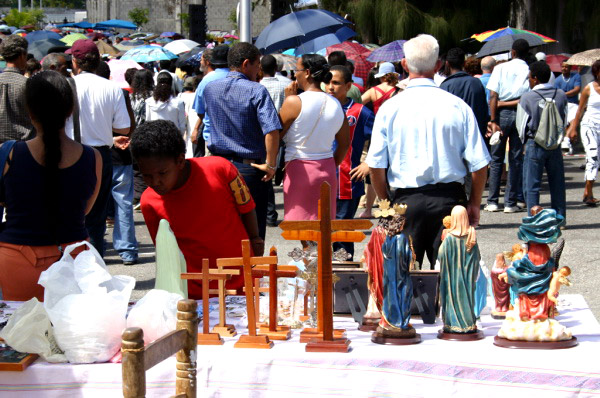 REU144_st_leu_pelerinage